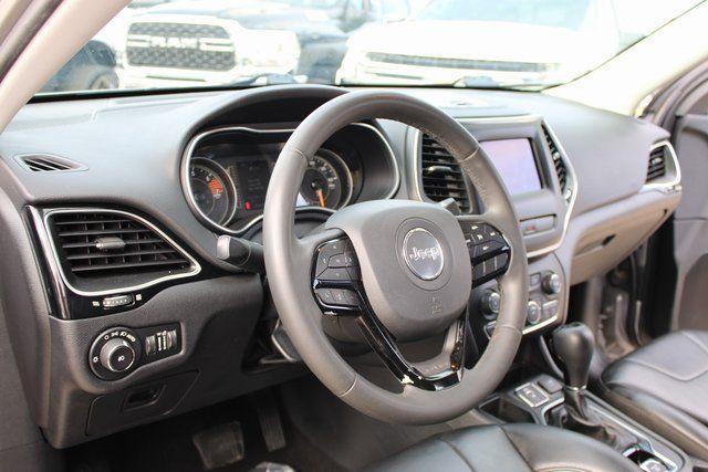 used 2020 Jeep Cherokee car, priced at $15,090