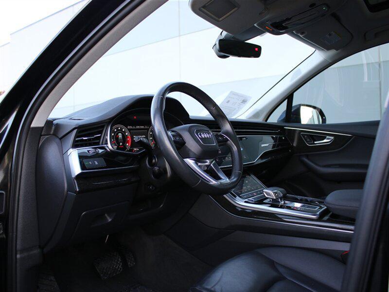 used 2021 Audi Q7 car, priced at $27,700
