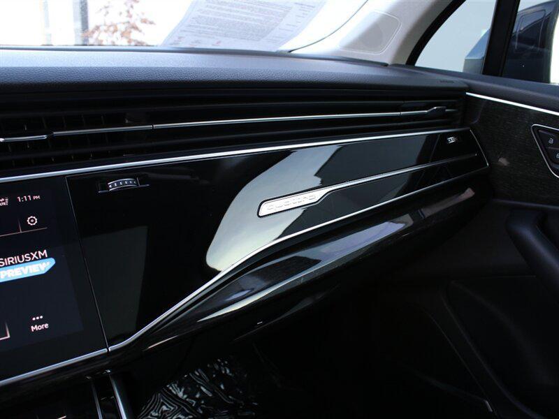 used 2021 Audi Q7 car, priced at $27,700