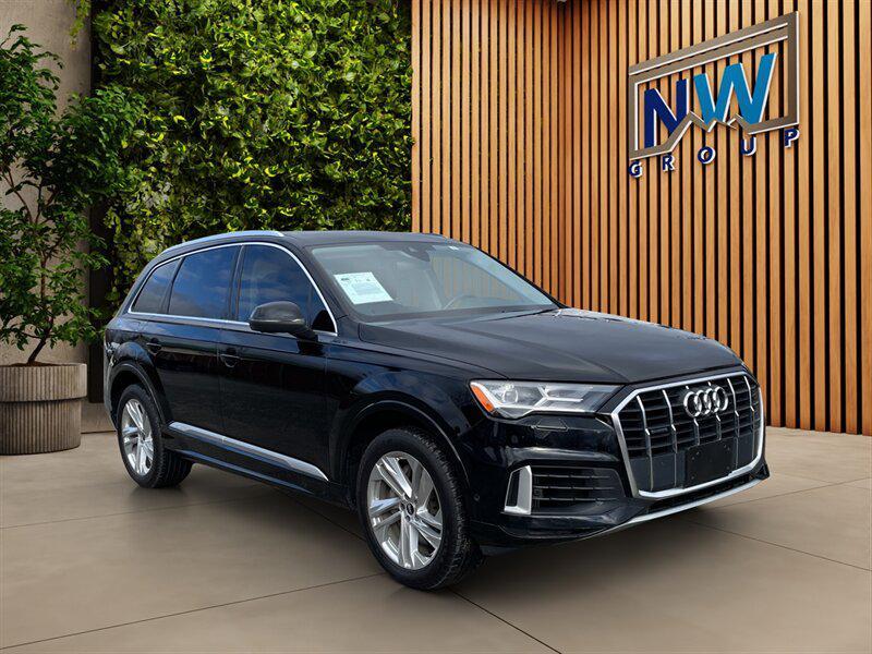 used 2021 Audi Q7 car, priced at $27,700