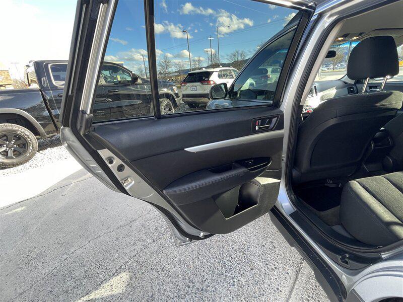 used 2013 Subaru Outback car