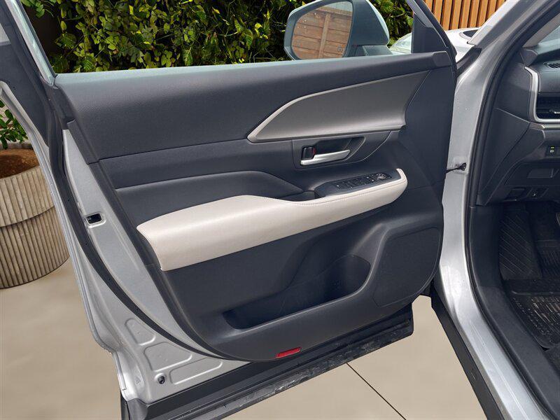 used 2024 Toyota Grand Highlander car, priced at $43,500