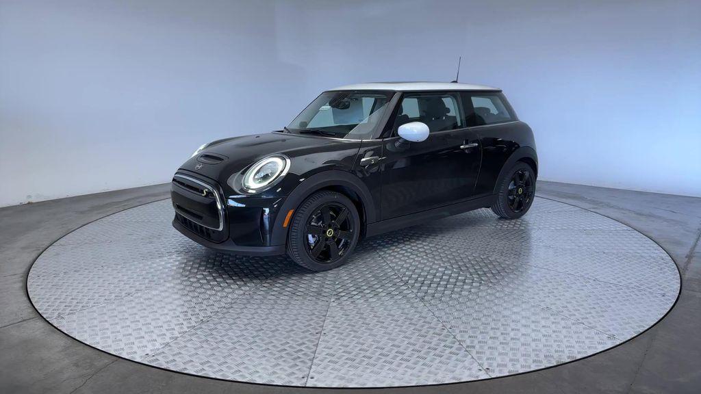 used 2024 MINI Hardtop car, priced at $26,555