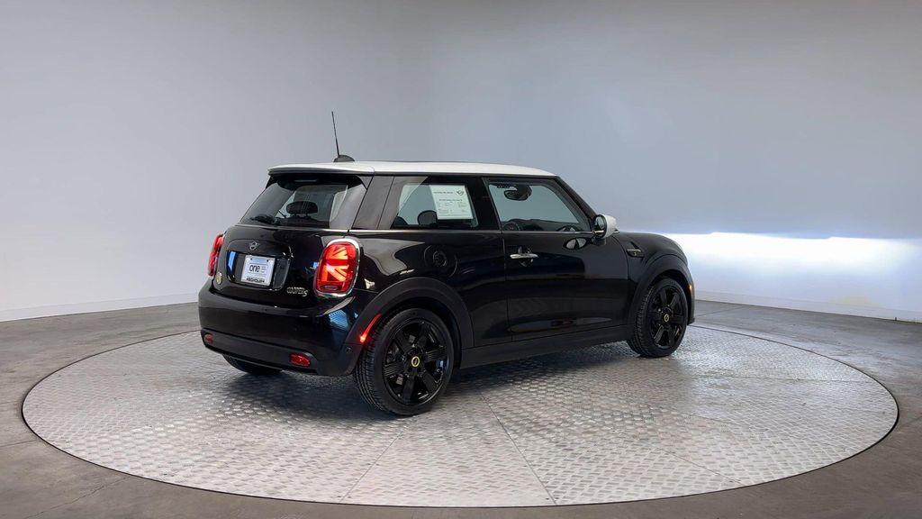used 2024 MINI Hardtop car, priced at $20,959