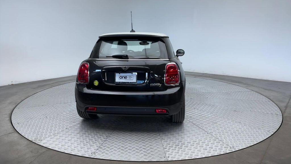 used 2024 MINI Hardtop car, priced at $26,555