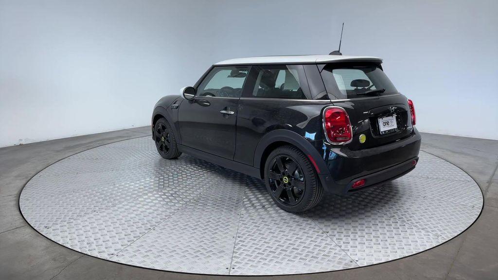 used 2024 MINI Hardtop car, priced at $26,555