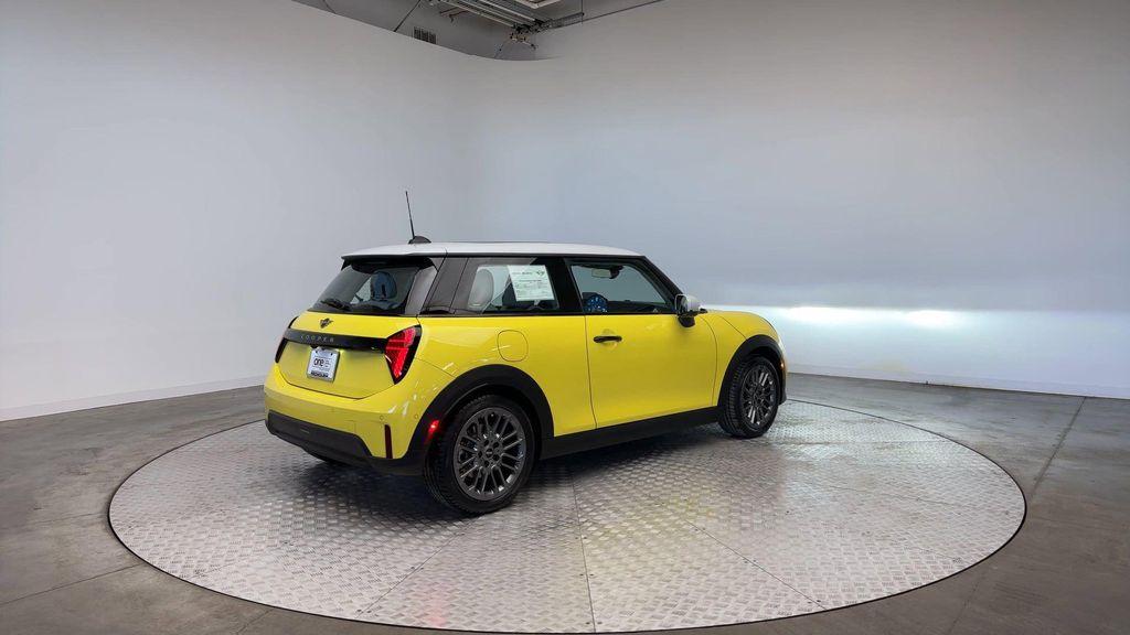 used 2025 MINI Hardtop car, priced at $29,496