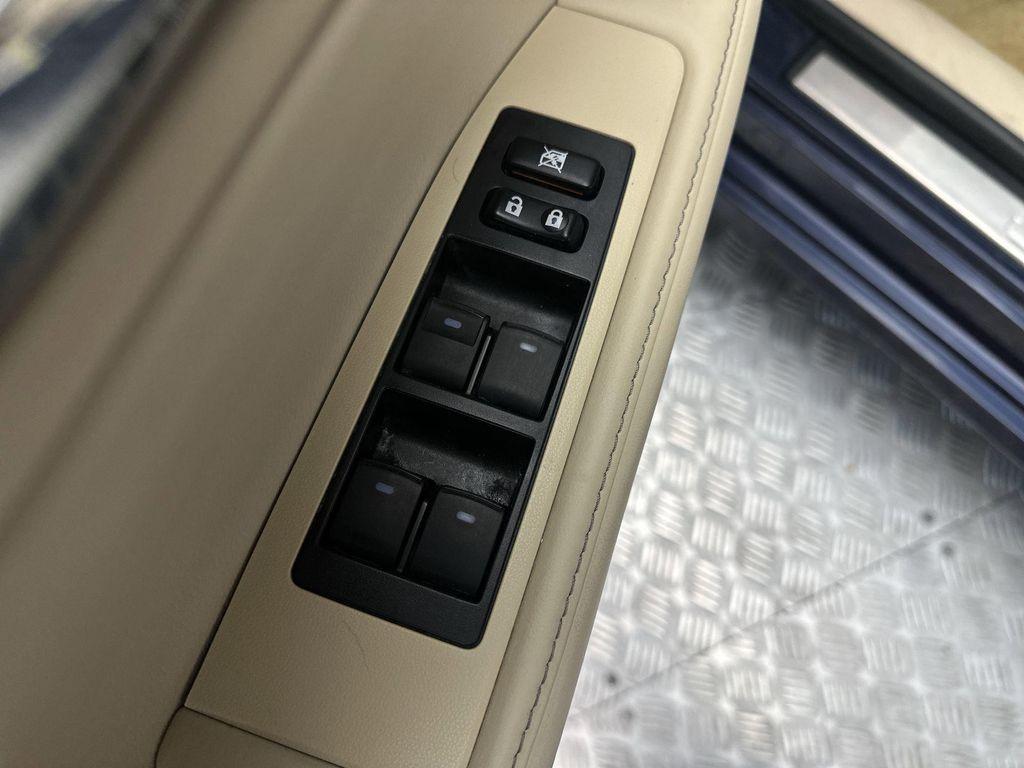 used 2014 Lexus ES 300h car, priced at $15,400