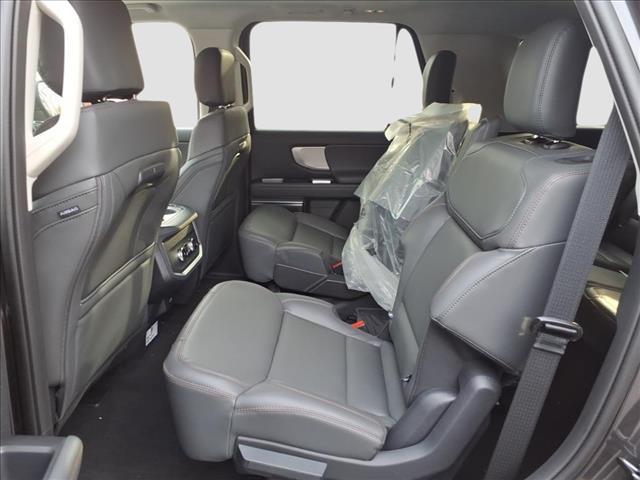 new 2025 Ford Expedition car, priced at $68,000