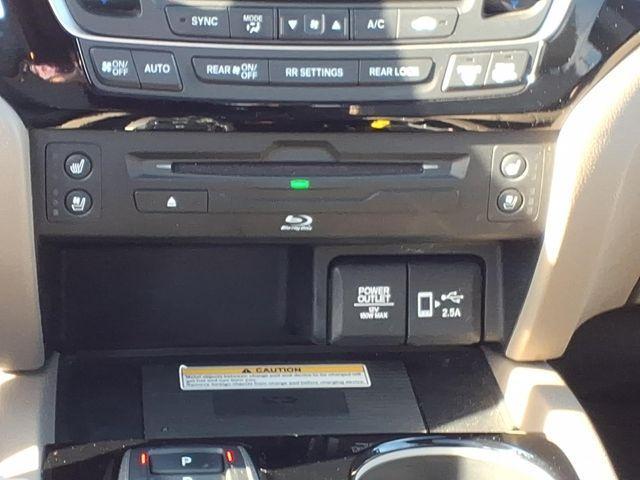 used 2021 Honda Pilot car, priced at $32,900