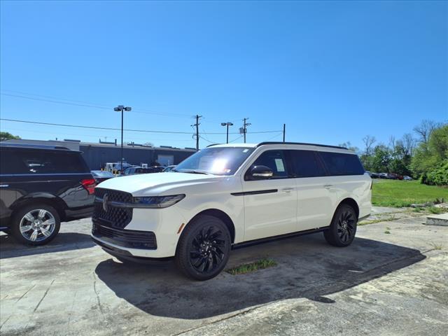 new 2025 Lincoln Navigator L car, priced at $106,300