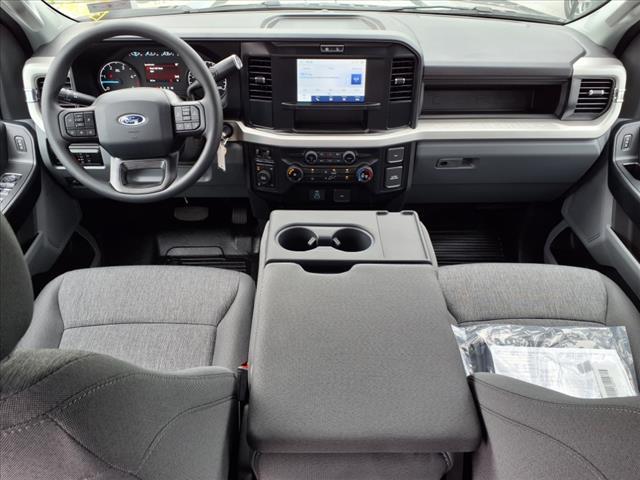 new 2025 Ford F-250 car, priced at $61,722