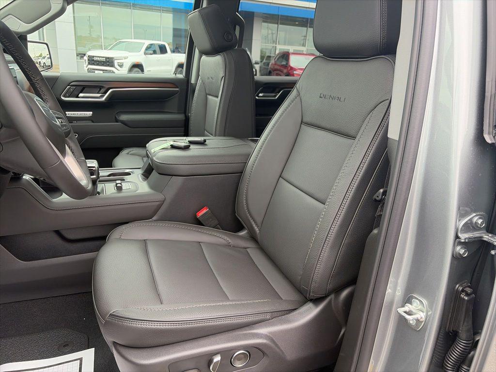 new 2026 GMC Sierra 1500 car, priced at $71,300