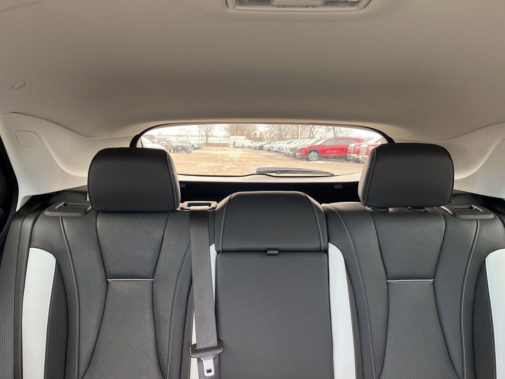 used 2025 Buick Envision car, priced at $31,495