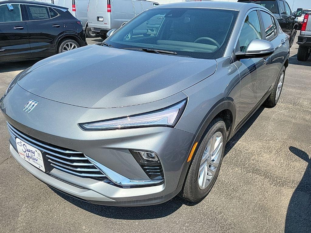 new 2025 Buick Envista car, priced at $24,245