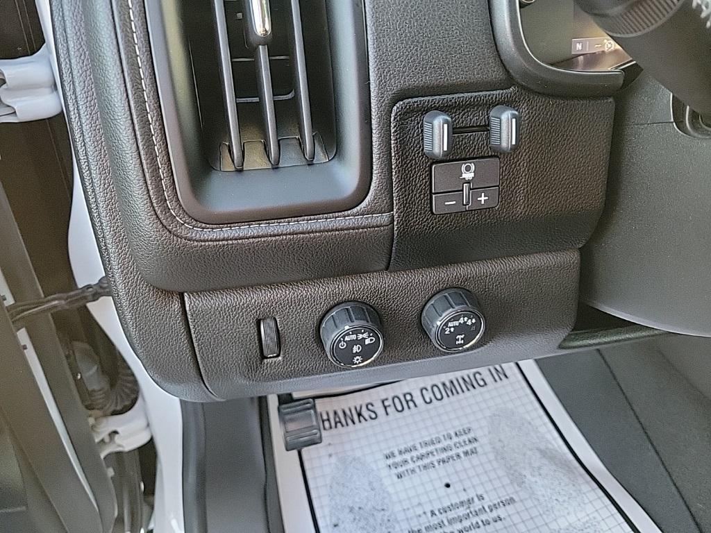 used 2021 GMC Canyon car, priced at $30,771