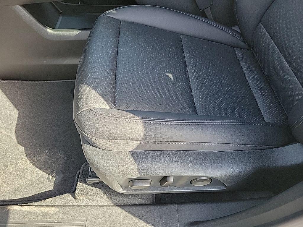 new 2026 Chevrolet Equinox car, priced at $36,715