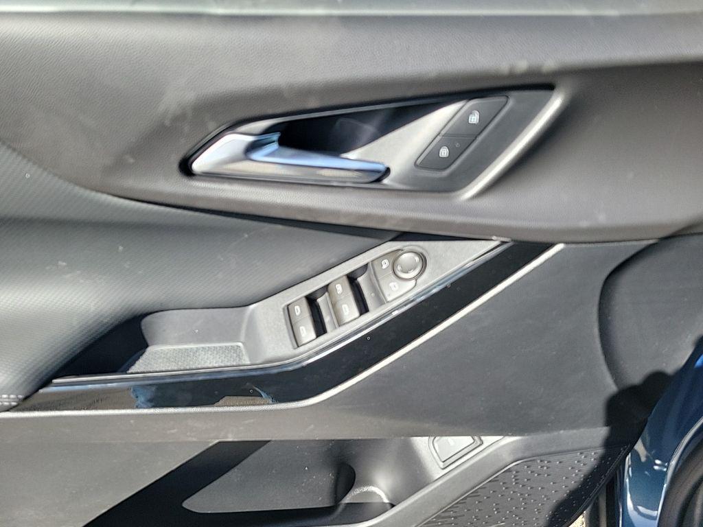 new 2026 Chevrolet Equinox car, priced at $36,715