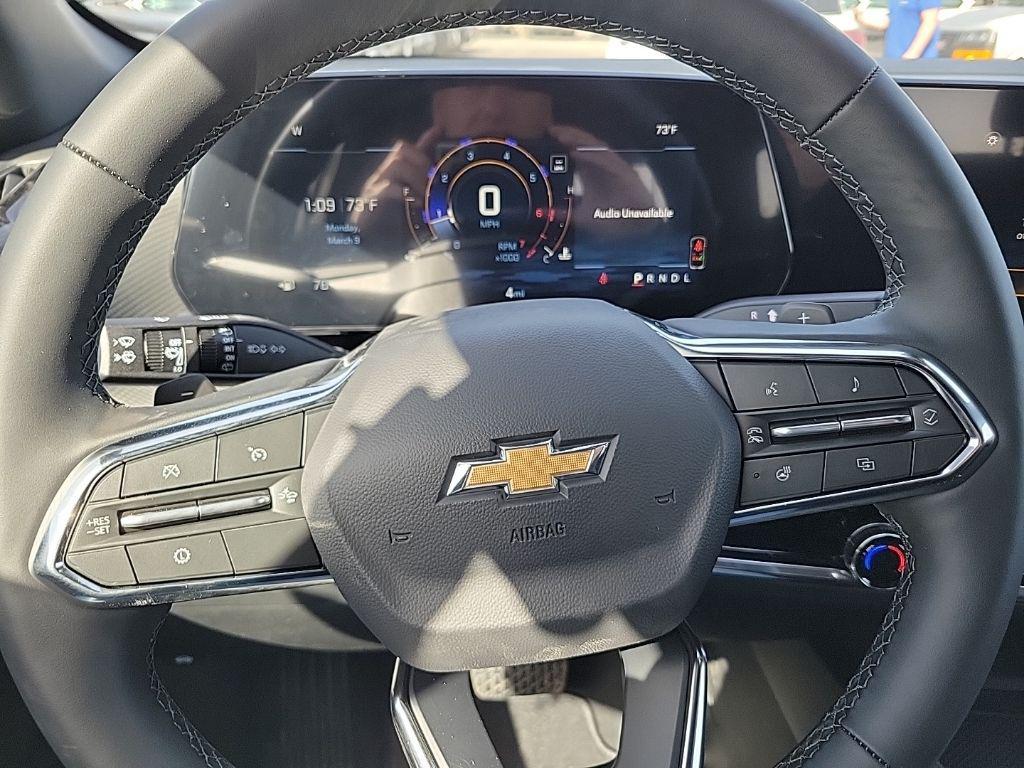 new 2026 Chevrolet Equinox car, priced at $36,715