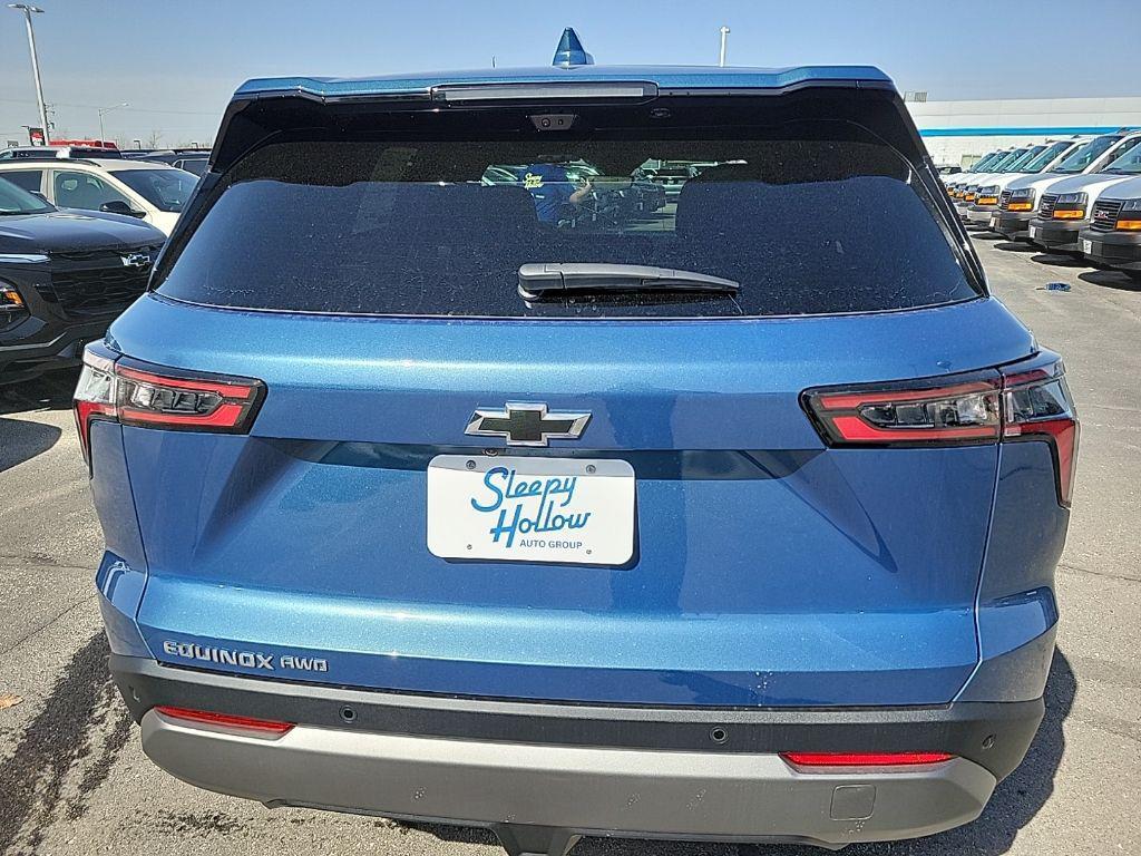 new 2026 Chevrolet Equinox car, priced at $36,715
