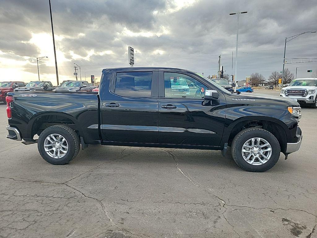 used 2024 Chevrolet Silverado 1500 car, priced at $32,844