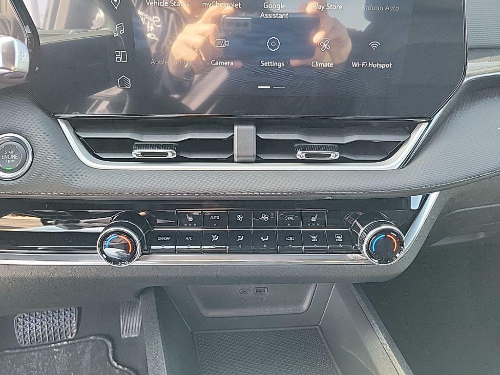 new 2026 Chevrolet Equinox car, priced at $36,715