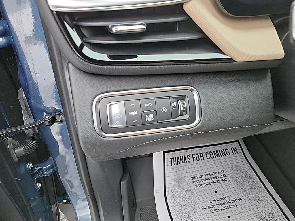 used 2025 Buick Enclave car, priced at $43,995