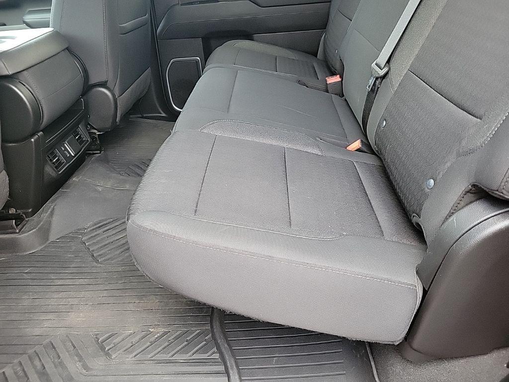 used 2022 Chevrolet Silverado 1500 car, priced at $30,992