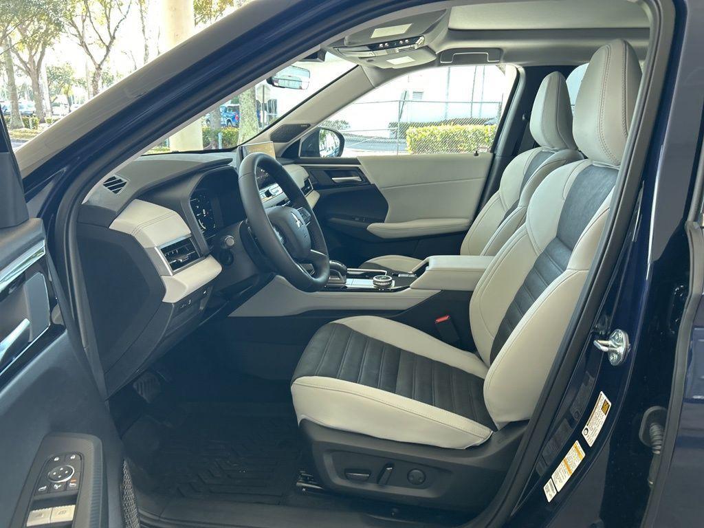 new 2026 Mitsubishi Outlander car, priced at $40,380