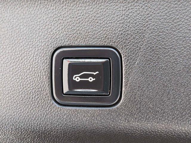 used 2022 Chevrolet Tahoe car, priced at $44,280
