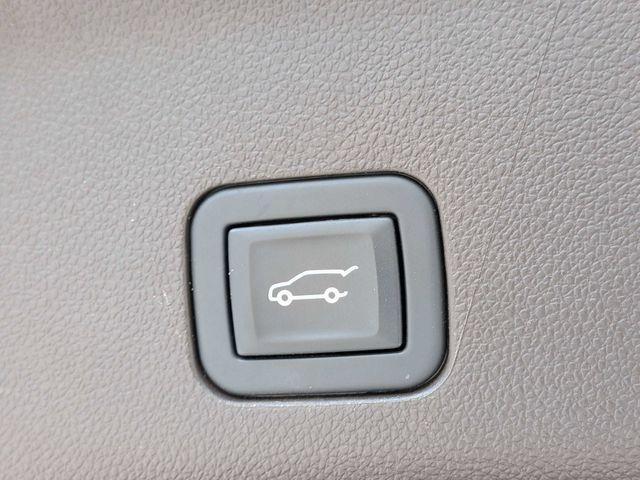 used 2023 GMC Yukon car, priced at $69,393
