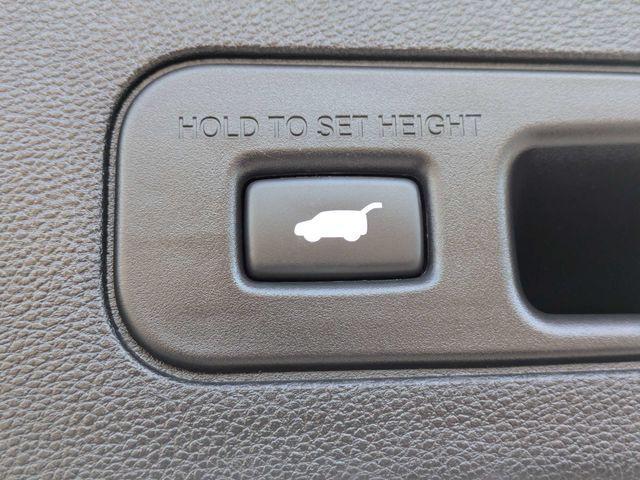used 2024 Acura MDX car, priced at $37,026