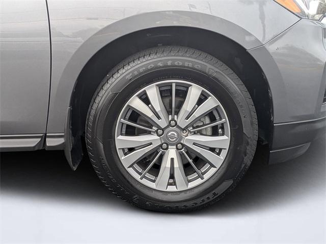 used 2020 Nissan Pathfinder car, priced at $18,613