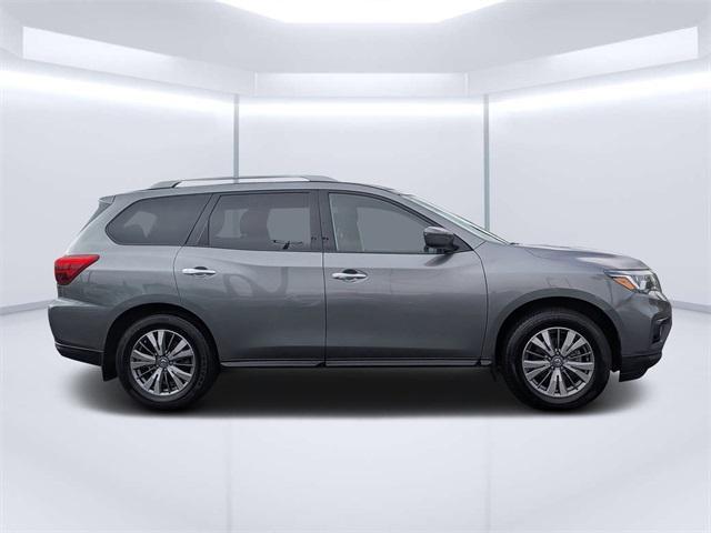 used 2020 Nissan Pathfinder car, priced at $18,613