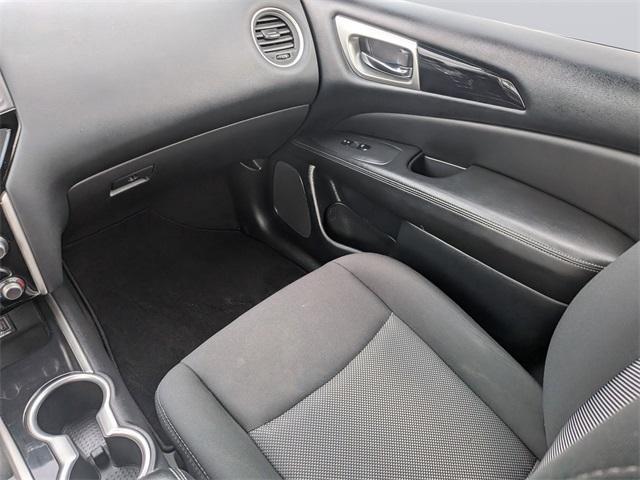 used 2020 Nissan Pathfinder car, priced at $18,613