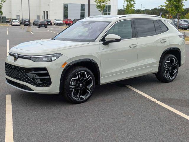 new 2026 Volkswagen Tiguan car, priced at $45,381