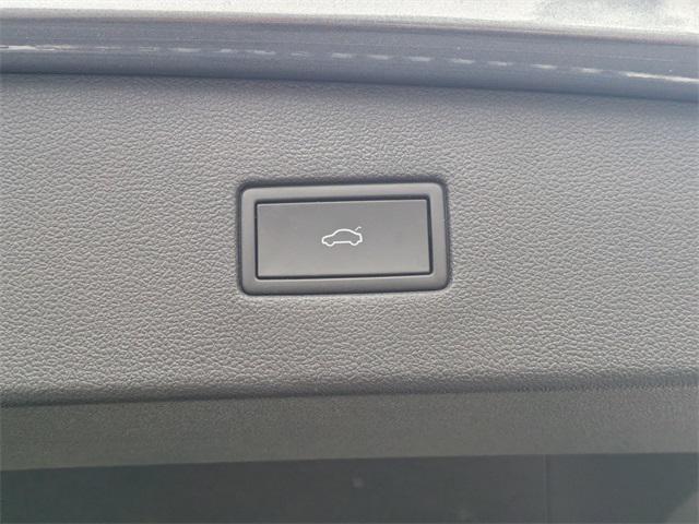 used 2022 Volkswagen Tiguan car, priced at $21,888