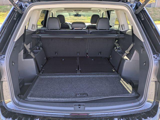 new 2026 Volkswagen Atlas car, priced at $43,212