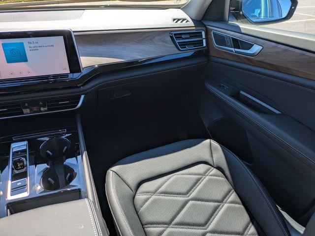 new 2026 Volkswagen Atlas car, priced at $43,212