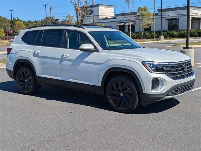 new 2026 Volkswagen Atlas car, priced at $43,462