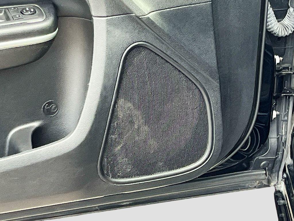 used 2021 Chrysler 300 car, priced at $16,600