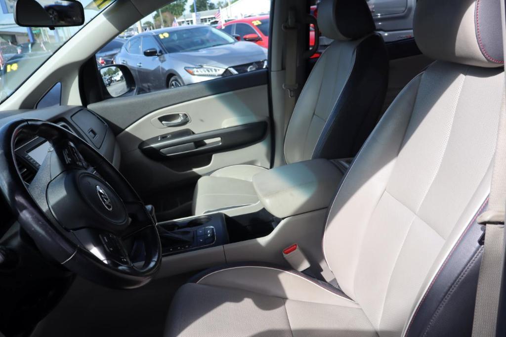used 2017 Kia Sedona car, priced at $9,989