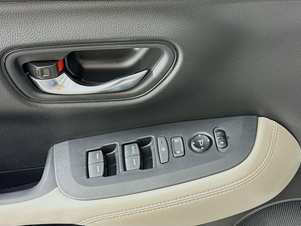 used 2023 Honda HR-V car, priced at $28,577