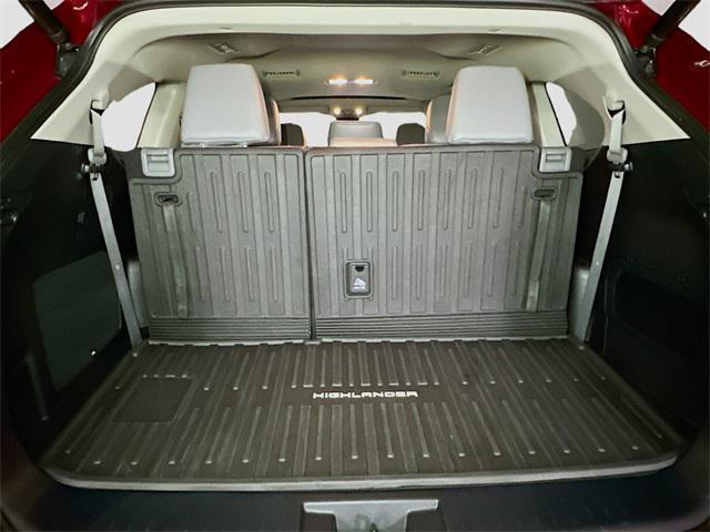 used 2022 Toyota Highlander car, priced at $36,880