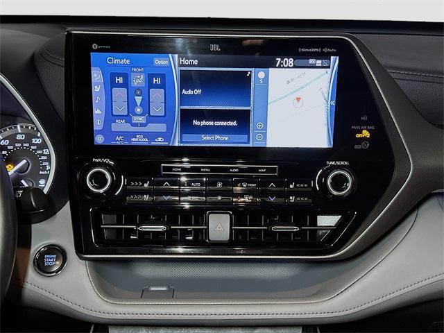 used 2022 Toyota Highlander car, priced at $36,880