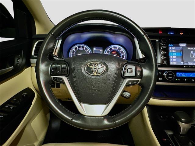 used 2017 Toyota Highlander car, priced at $24,896