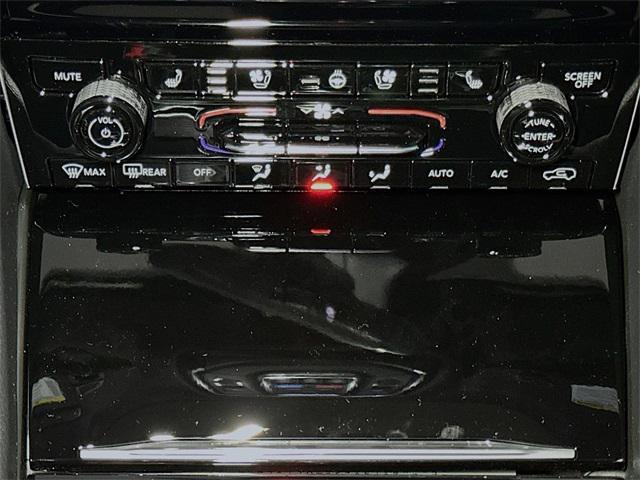 new 2025 Jeep Grand Cherokee L car, priced at $52,212