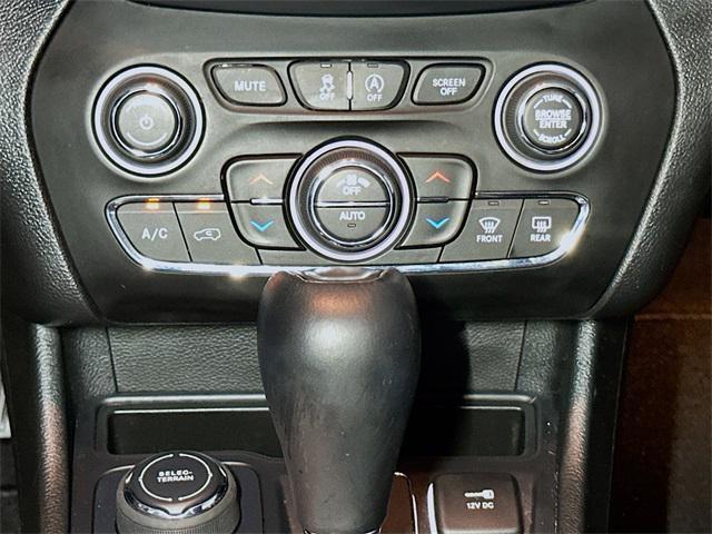 used 2022 Jeep Cherokee car, priced at $24,898