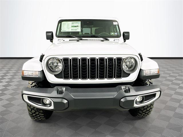 new 2025 Jeep Gladiator car, priced at $43,389