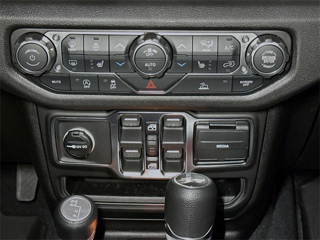 new 2026 Jeep Wrangler car, priced at $46,831